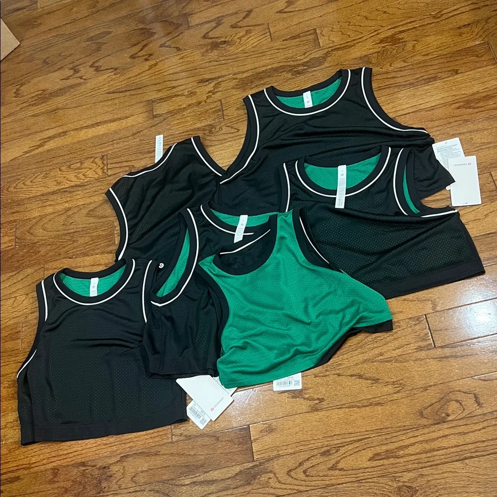 Lululemon reversible tank black and green NWT - Picture 8 of 9